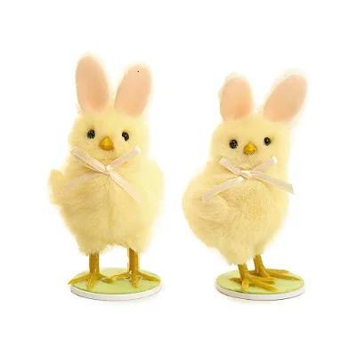 Pintinho com Orelha de Coelho da Páscoa