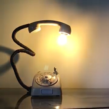 Chamadas de Luz – Luminária Vintage com Chave