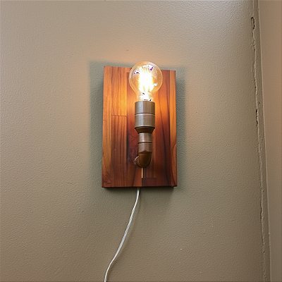 Arandela Cobre e Madeira