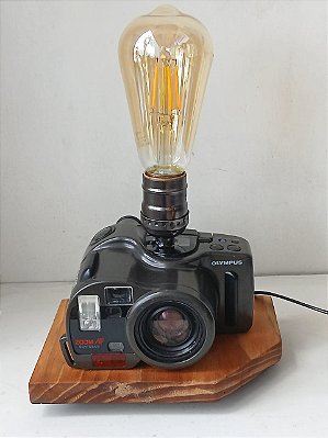 Luminária Câmera Olympus Vintage