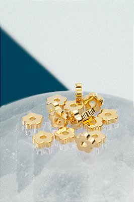 Entremeio Flor 6Mm Ouro - 20Pçs