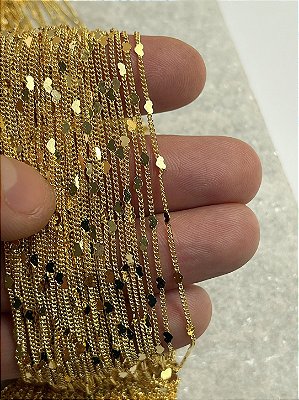 Corrente Grume Coracao Fina Arame 0,50Mm - Banho Ouro 2 Milésimos Com Verniz Protetivo - 1 Metro