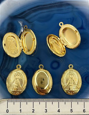 Pingente Religioso Relicario Nossa Senhora Aparecida 20X15Mm Ouro - 01 Unid