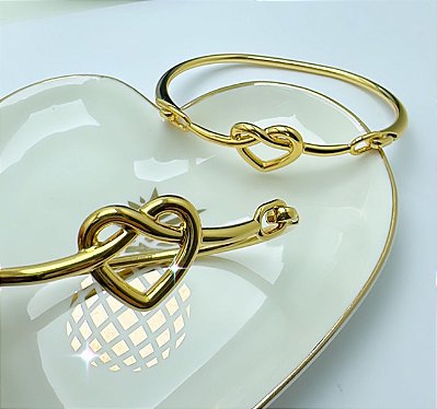 Bracelete De Metal Coracao Com Verniz Italiano Qtd - 01 Unid