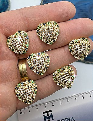 Brinco Coracao Cravejado De Zirconia - Banho De 03 Milesimos De Ouro 18K - O Par