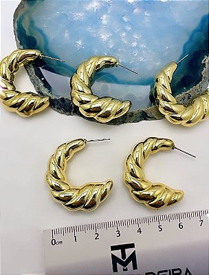 Brinco Croissant - O Par - Banho De 02 Milesimos De Ouro 18K
