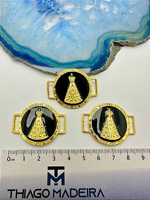 Pingente Religioso Passante Nossa Senhora Aparecida Preto - Banho De 02 Milesimos De Ouro 18K - 01 Unid