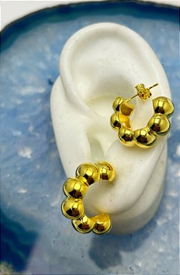 Brinco Argola Bolas Tipo Click Banho Ouro Camada 2 Milésimos Com Verniz - Par