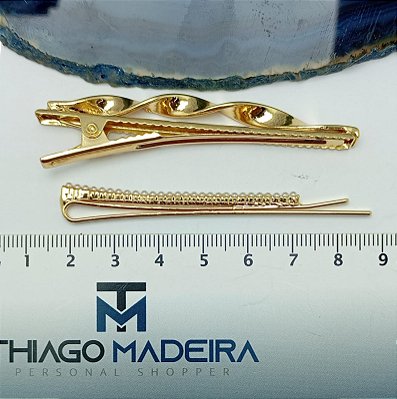 KIT BICO DE PATO METAL TORCIDO E GRAMPO DE PEROLA  OURO - 1 PAR