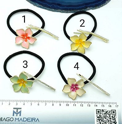 AMARRADOR ELASTICO FLOR ESMATADA E 1 GRAMPO CRAVEJADO DE ZIRCONIO - 2 UNIDADES