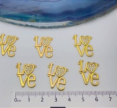 Pingente love - 01 unid - Banho de 2 milesimos de ouro 18k