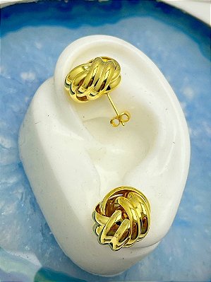 Brinco Nó Redondo Trend com Tarraxa - Banho ouro 18k camada 2 milésimos com verniz - 1 par
