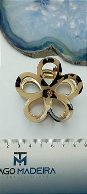 Piranha flor metal dourado e acetado - 1 unid