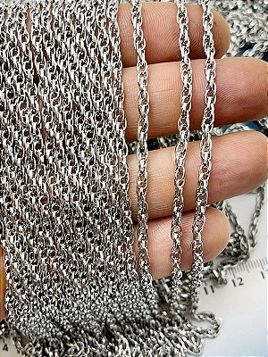 Corrente Aço Inox torcida tipo cordao baiano - arame 0,80mm chato diamantada - 1 metro - ref. 2619