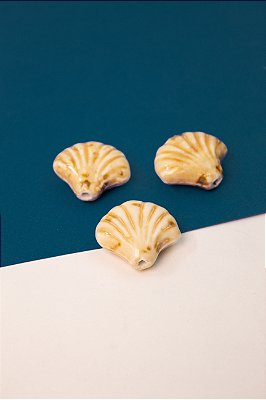 Pingente Concha Passante Ceramica  - 01 Und