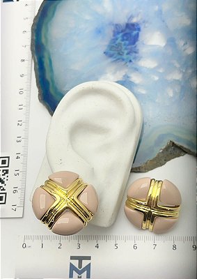 Brinco dourado com resina - 1 par com tarraxa