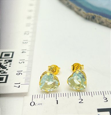 Brinco coração zircônia blue zircon medida 10mm com tarraxa - banho ouro 18k camada 2 milésimos com verniz - 1 par