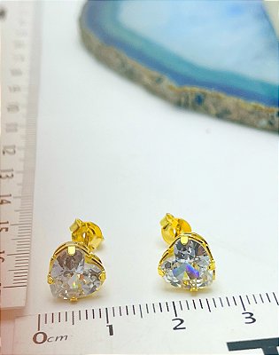 Brinco coração zircônia cristal medida 10mm com tarraxa - banho ouro 18k camada 2 milésimos com verniz - 1 par