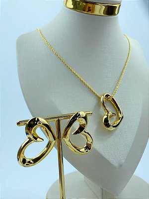 Conjunto Coracao com cordao baiano medida 45cm mais extensora - brinco e colar Banho ouro camada 2 milésimos e verniz