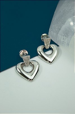 Brinco Coracao com zirconia banho diamante niquel com verniz - 1 par