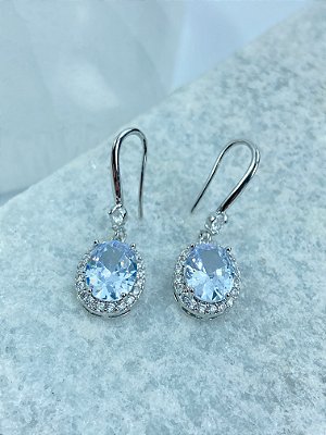 Brinco oval Cravejado zirconia cristal banho níquel diamante - 1 par