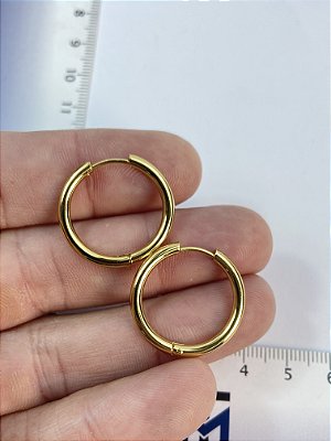Brinco Argola 23mm - Aço inox dourado  - tipo click - 1 par