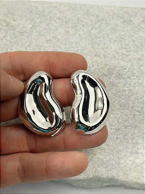 Brinco Organico maxi - banho Diamante e verniz - 1 par