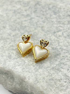 Brinco coração com Zirconia banho ouro com verniz - 1 par