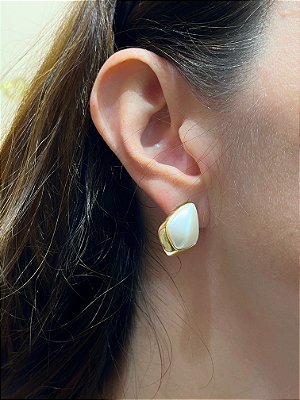 Brinco Gota Pérola banho Ouro com verniz - 1 par