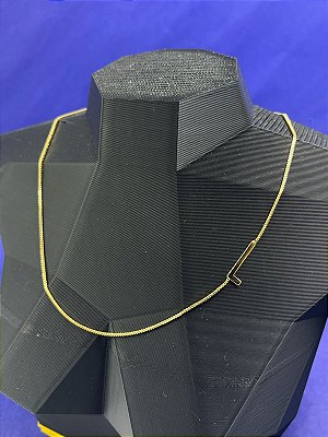 Colar Letra Semijoia Banho Ouro 5 Milésimos com verniz - LETRA L - veneziana com fecho latão - 1 unidade