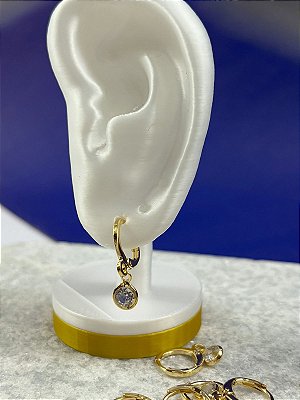 Brinco Tranqueta com zirconia - Banho ouro 2 milésimos e verniz - 1 par