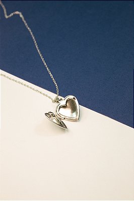 Colar Aço Inox Cadeado com Relicario - antialergico - 1 Unidade