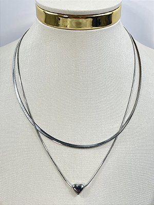 Colar Duplo Fita Aço inox com pingente coração passante - medida 45cm