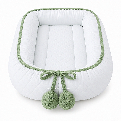 Ninho Básico - Malha Jacquard Branco / Cordão Verde M.Plantação Com Pompom - prontaentrega