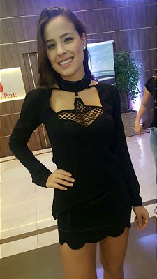 Blusa Manga Comprida Com Bordado