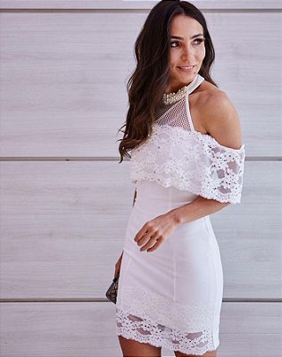 Vestido Branco Ombro a Ombro Bordado Com Pérolas
