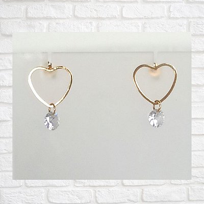 Brinco Coração com Zircônia Folheado à Ouro 18K