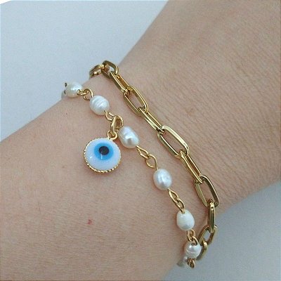 Pulseira dourada Correntaria ( Pérola água doce) Olho Grego folhado em ouro