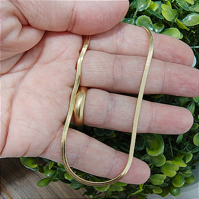 Colar Correntaria Fita Achatada 2mm folheado em ouro (45 cm)