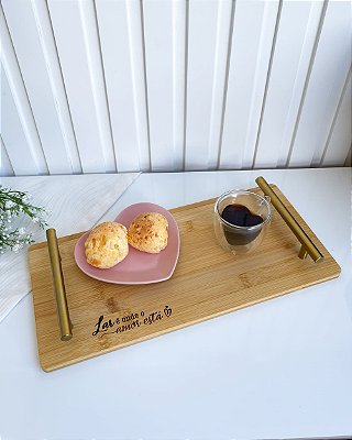 Bandeja Personalizada em Bambu com Alças Douradas 36x17 cm