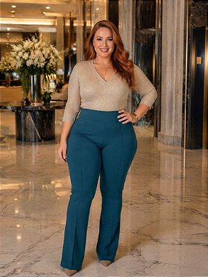 Calça Feminina de Malha Body Fit Estilo Flare - Ref 75.143