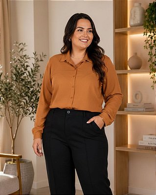 Camisa de Viscocrepe Estilo Tradicional com Puxador nas Mangas - Ref 77.200