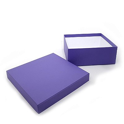 Caixa de presente cartonada  em papelão rígido 48x48x12