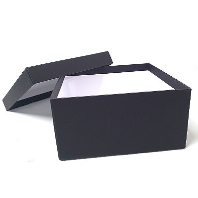 Caixa de presente cartonada  em papelão rígido 50x50x35