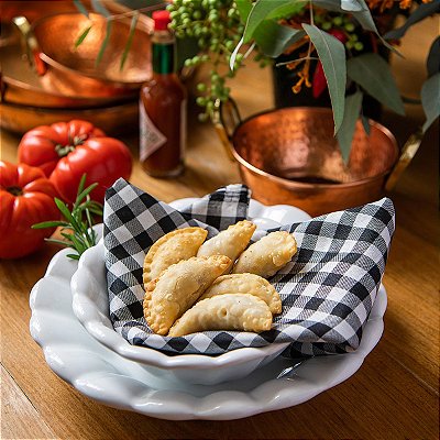 Pastel de Carne Seca com Queijo - 50 unidades