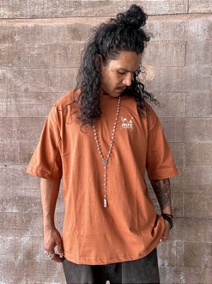 Camiseta Nipe Oversized Mountain Especial Brown