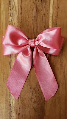 Laço Virginia Médio Rosa Claro Cetim Com Bico de Pato