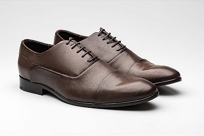 Sapato Oxford de Couro Café