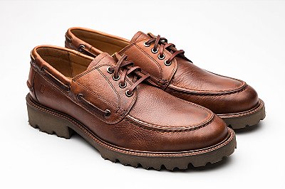 Sapato Dockside de Couro Whisky