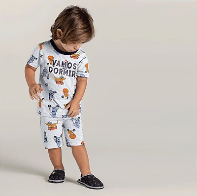 Pijama Infantil Menino Camiseta e Bermuda Brilha no Escuro